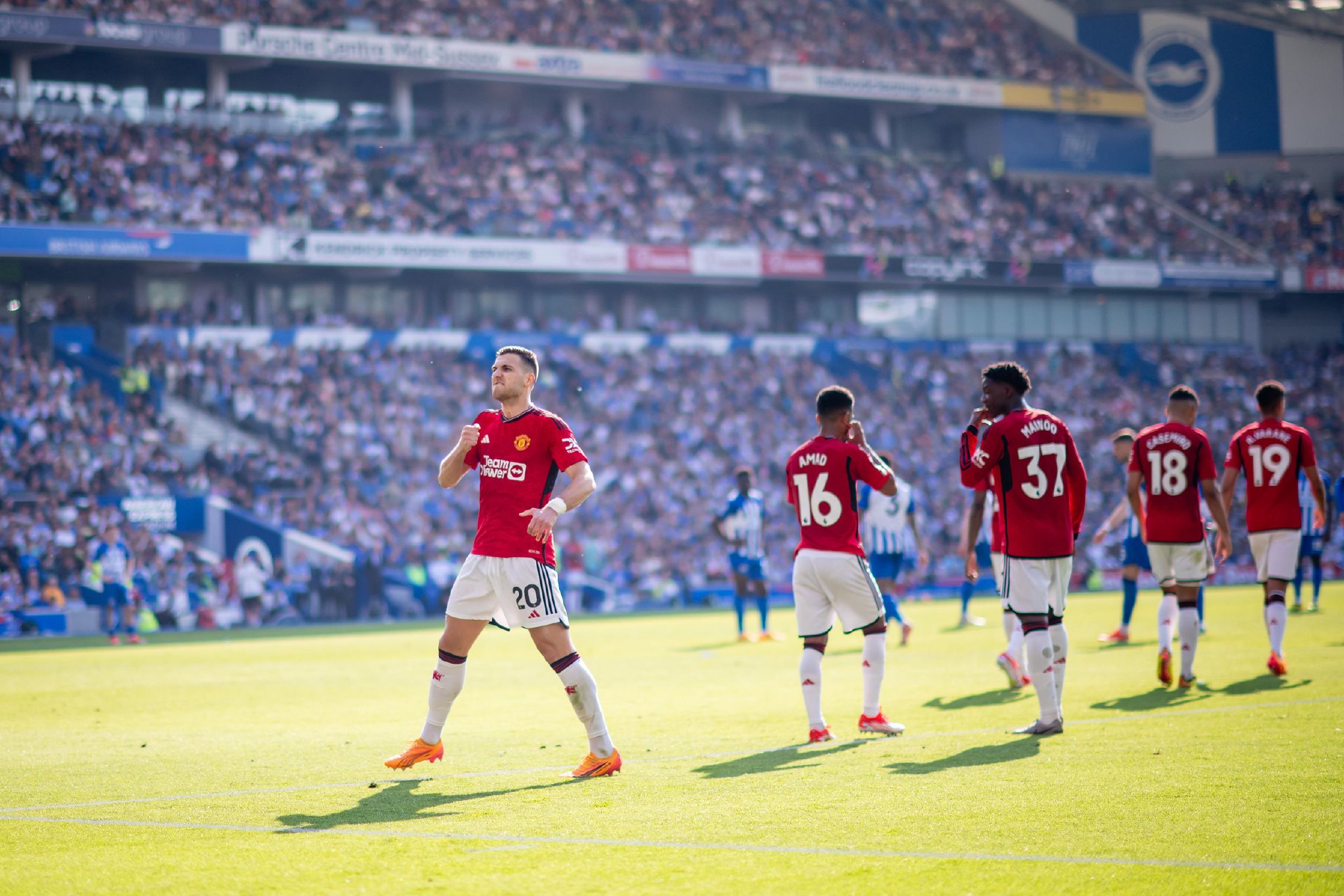 另一方面则 另一方面则